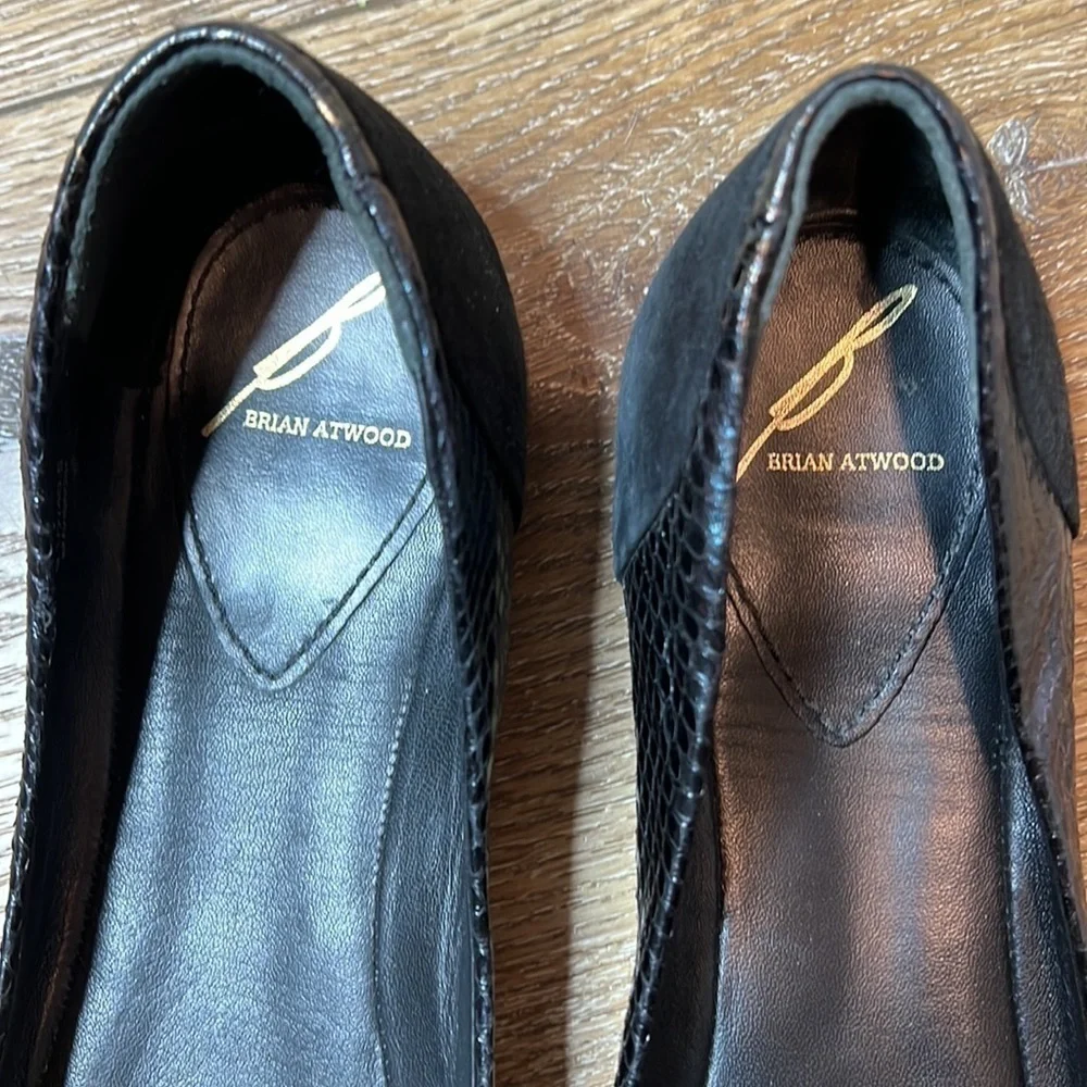 B Brian Atwood Black Suede & Iridescent Snake Print Flats Size 9 1/2 - Picture 5 of 6
